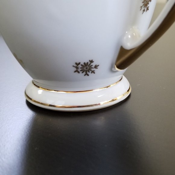 Limoges France Porcelain d'art & More ~ Sugar Bowl, Creamer, Cups and Saucers - Picture 5 of 16